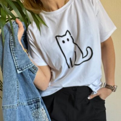 KITTYt-shirt